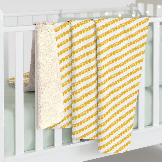 Cozy Yellow Striped Sherpa Fleece Blanket – Soft & Warm for Relaxation